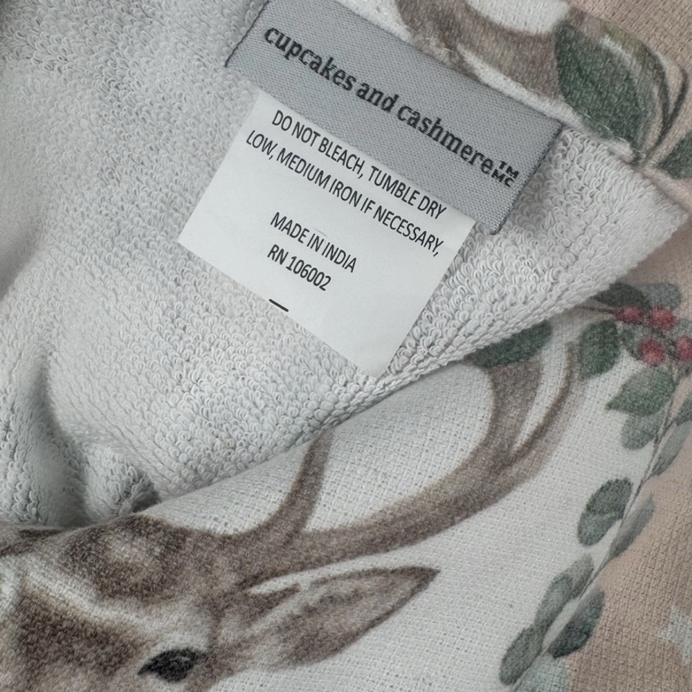 Cupcakes & Cashmere Christmas Deer Kitchen Towels Set of 3 Coastal Cotton NWT - Picture 8 of 15